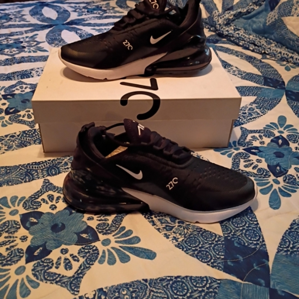 Nike Air Max 270 Black Sneakers